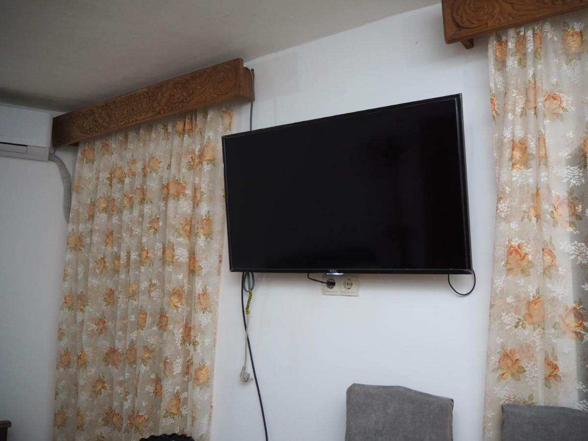 Jeki'S Apartment In Old Тбилиси Екстериор снимка